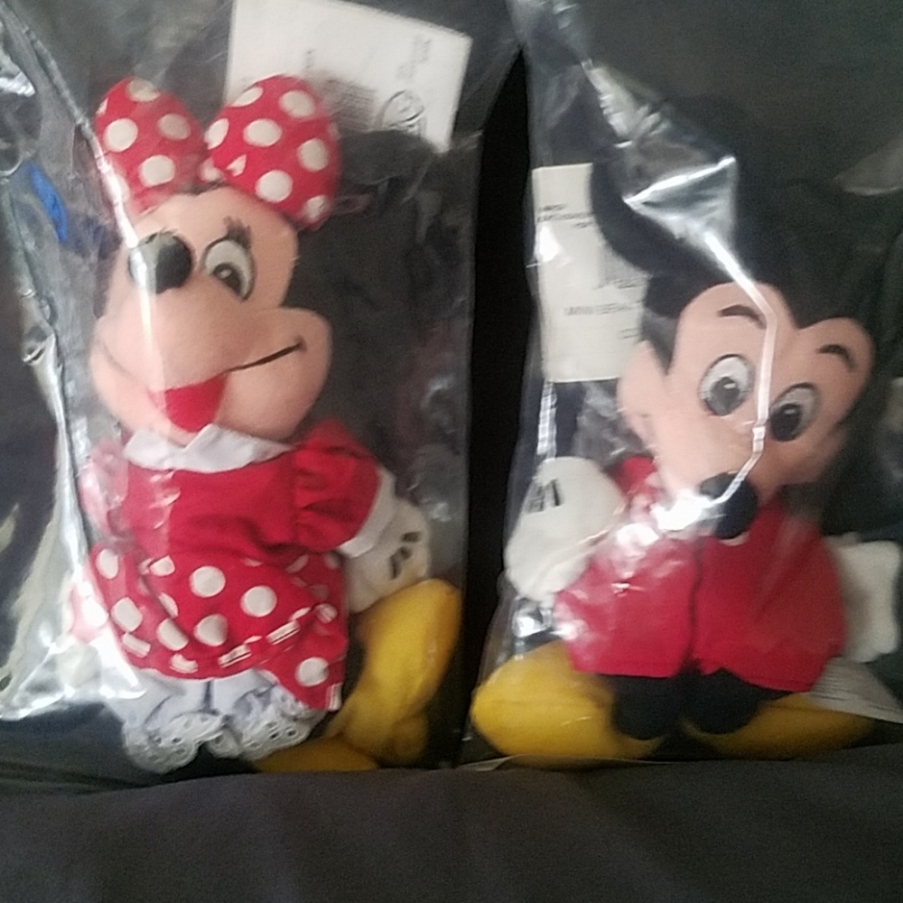 🏠⭐️ Disney Store Mickey & Mini Mouse Bean Bag Plush Couple